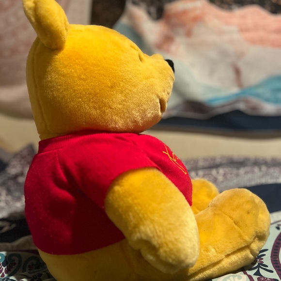 VINTAGE 1980s Winnie the Pooh Plush - Picture 6 of 6